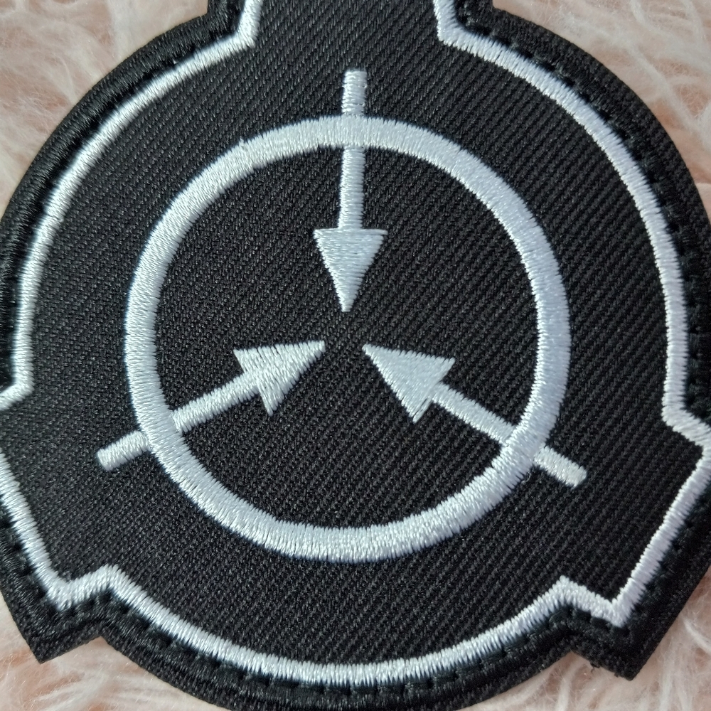 ⭐️SCP Foundation official velcro iron-on patch! Rare! Nwot! Sold at market - Picture 2 of 6